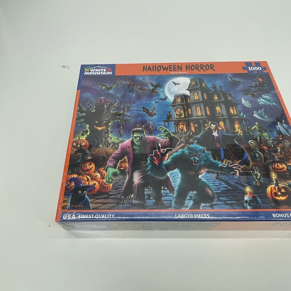 White Mountain Halloween Puzzle NWT - Picture 3 of 5